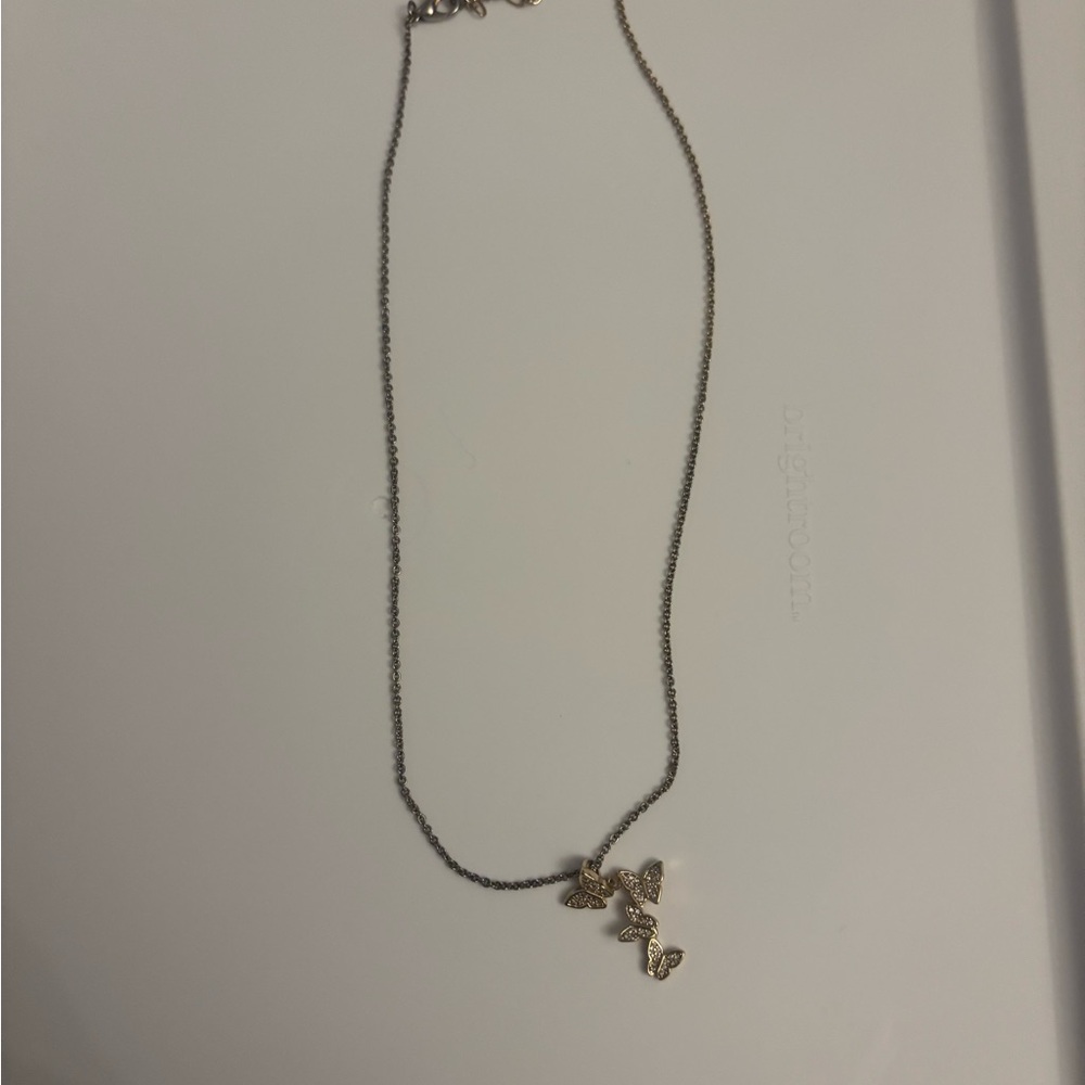 3️⃣for$10     gold butterfly necklace 🦋